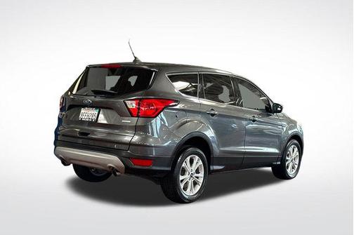MAGNETIC METALLIC 2019 Ford Escape SE
