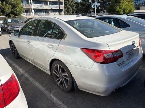 Crystal White Pearl 2017 Subaru Legacy Sport