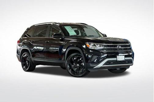 2023 Volkswagen Atlas 2.0T SE w/Technology