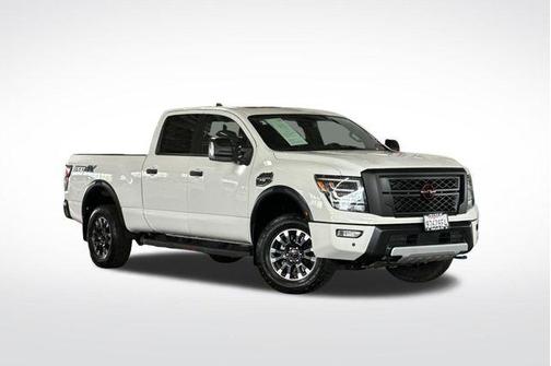 Magnetic Black 2017 Nissan Titan SL