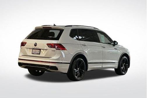 2024 Volkswagen Tiguan 2.0T SE R-Line Black 4MOTION