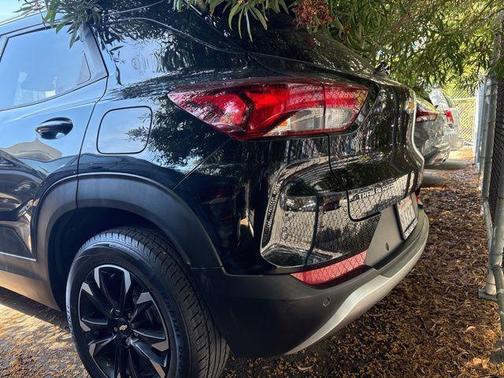 Mosaic Black Metallic 2021 Chevrolet Trailblazer LT