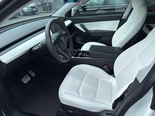 2021 Tesla Model Y Performance Dual Motor All-Wheel Drive