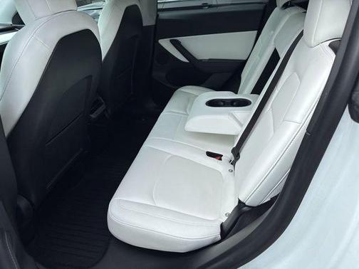 2021 Tesla Model Y Performance Dual Motor All-Wheel Drive