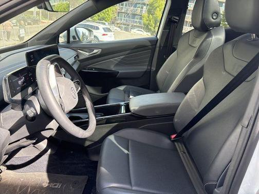Opal White Pearl 2023 Volkswagen ID.4 S