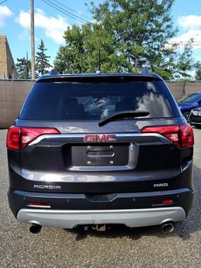 2017 GMC Acadia SLT-2