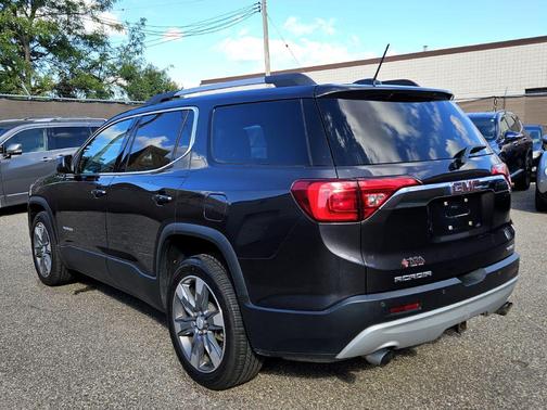 2017 GMC Acadia SLT-2