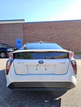 2017 Toyota Prius Three
