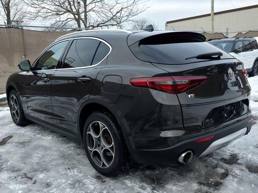 2018 Alfa Romeo Stelvio Ti