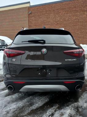 2018 Alfa Romeo Stelvio Ti