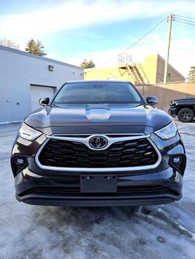 2020 Toyota Highlander LE