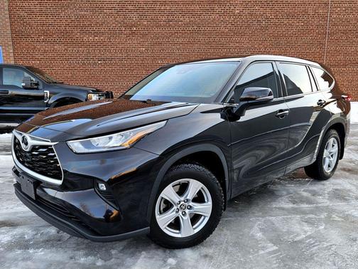 2020 Toyota Highlander LE