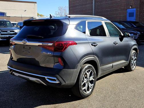 2021 Kia Seltos EX