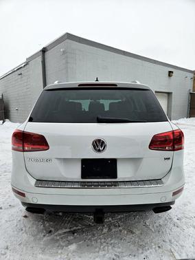 2014 Volkswagen Touareg 