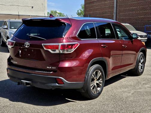 2016 Toyota Highlander XLE
