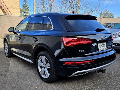 2018 Audi Q5 2.0T Tech Premium