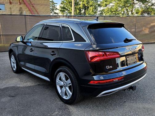 2018 Audi Q5 2.0T Tech Premium