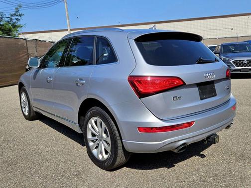 2015 Audi Q5 2.0T Premium Plus