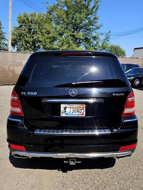 2010 Mercedes-Benz GL-Class GL 550 4MATIC