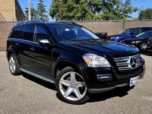 2010 Mercedes-Benz GL-Class GL 550 4MATIC