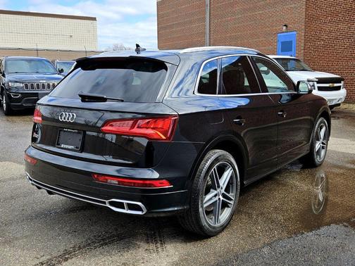 2019 Audi SQ5 3.0T Premium Plus