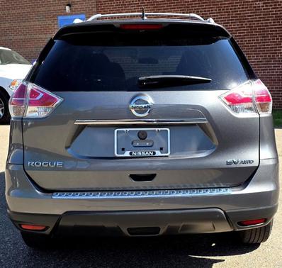 Gun Metallic 2016 Nissan Rogue SV