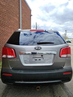 2011 Kia Sorento LX