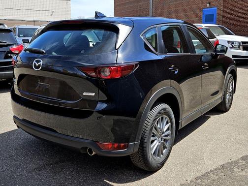 2017 Mazda CX-5 Sport
