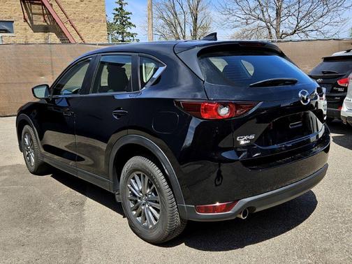 2017 Mazda CX-5 Sport