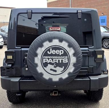 Smoke 2017 Jeep Wrangler Unlimited Sahara