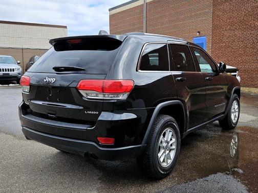 2018 Jeep Grand Cherokee Laredo E