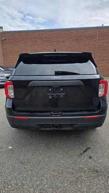 Black 2023 Ford Utility Police Interceptor Base