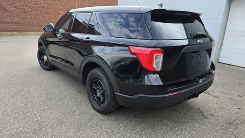 Black 2023 Ford Utility Police Interceptor Base