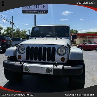 Silver 2008 Jeep Wrangler Unlimited Sahara