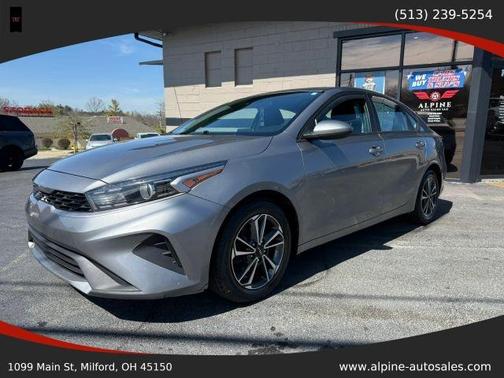 Silver 2022 Kia Forte LXS