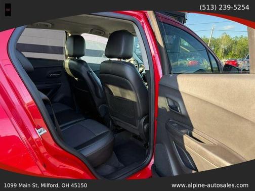Red 2016 Chevrolet Trax LT