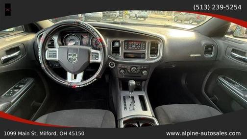 Silver 2014 Dodge Charger SE