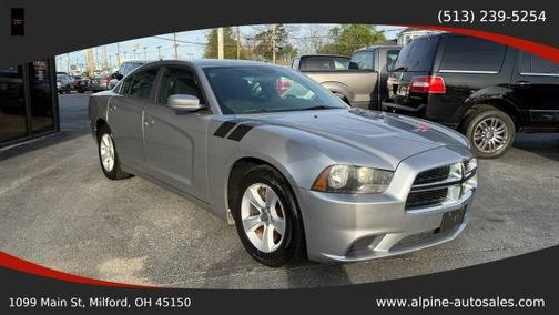 Silver 2014 Dodge Charger SE