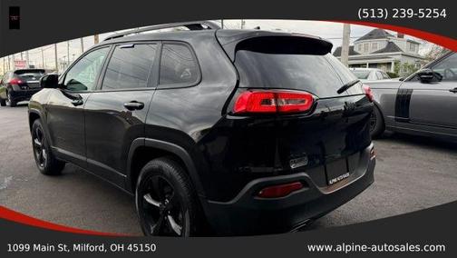 Black 2016 Jeep Cherokee Altitude