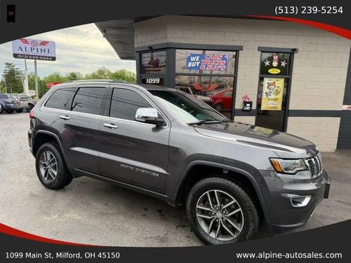 Gray 2017 Jeep Grand Cherokee Limited