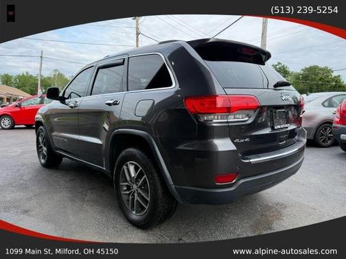 Gray 2017 Jeep Grand Cherokee Limited