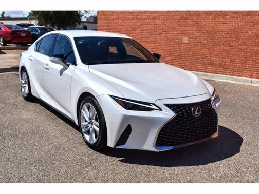 Photo 2 of 25 of 2022 Lexus IS 300 Base