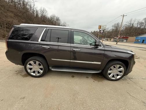 2016 Cadillac Escalade Luxury