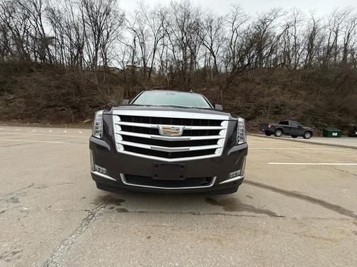 2016 Cadillac Escalade Luxury