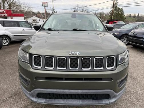 Olive Green Pearlcoat 2018 Jeep Compass Sport