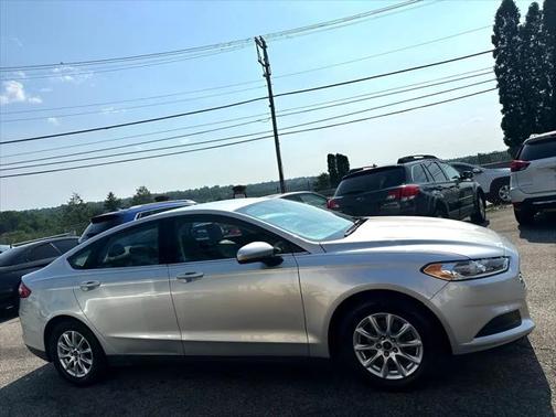 2016 Ford Fusion S