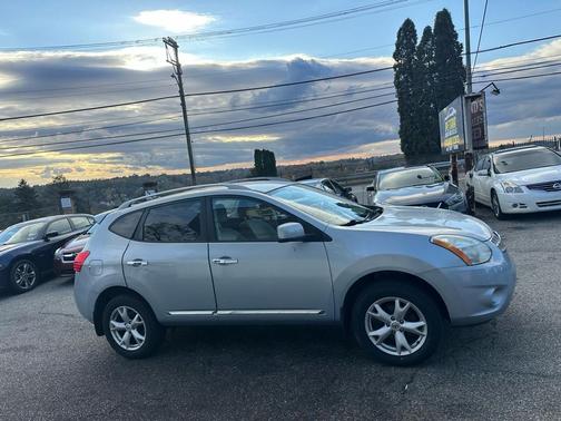 2011 Nissan Rogue SV