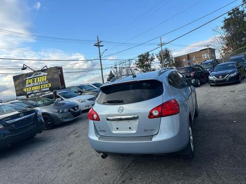 2011 Nissan Rogue SV