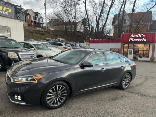 2017 Kia Cadenza Technology