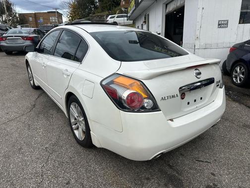 2012 Nissan Altima 3.5 SR